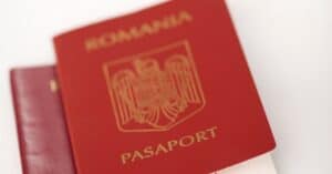 מהם החוקים והכללים ולהוצאת דרכון רומני והאם חייבים אזרחות רומנית
